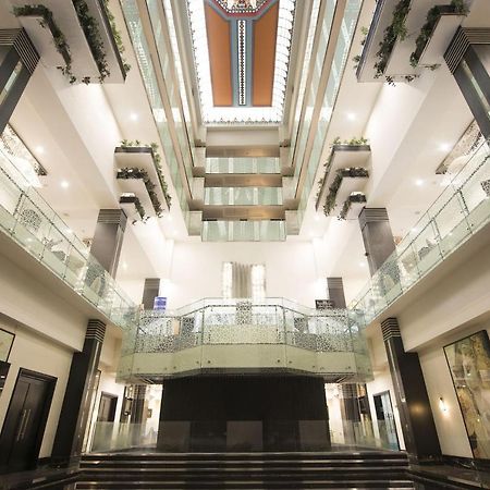Le Meridien Bangalore Eksteriør bilde