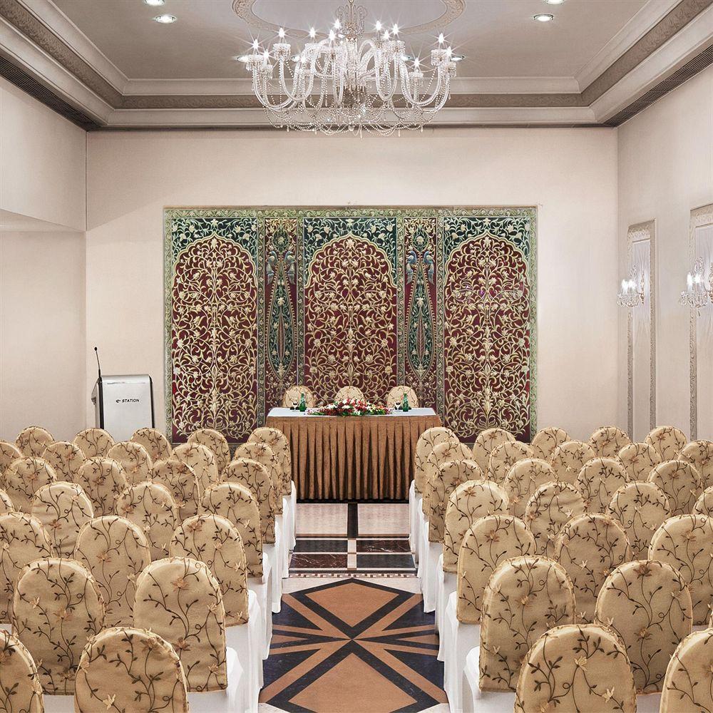 Le Meridien Bangalore Eksteriør bilde