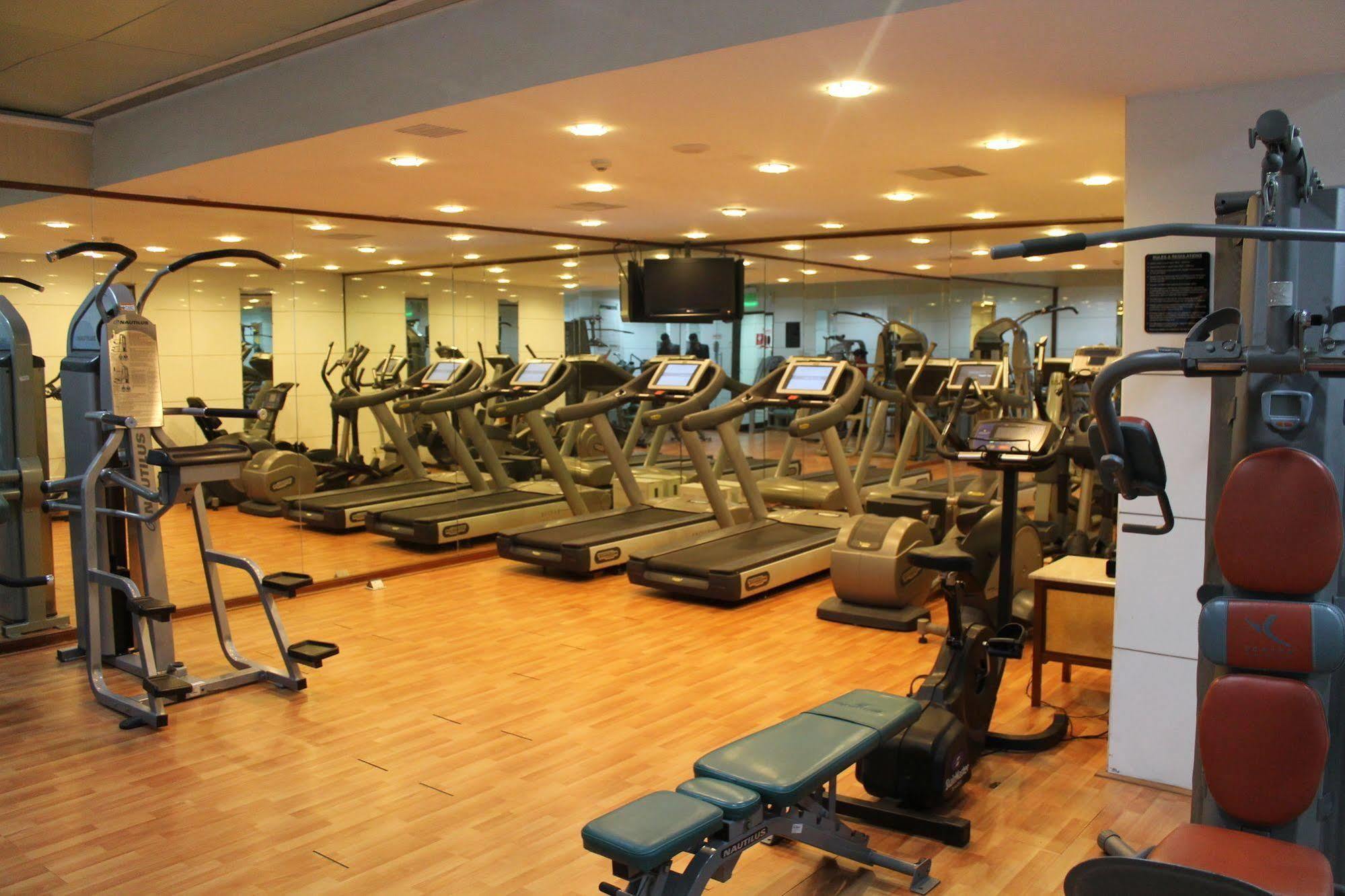 Le Meridien Bangalore Eksteriør bilde