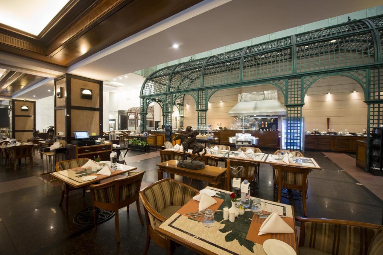 Le Meridien Bangalore Eksteriør bilde