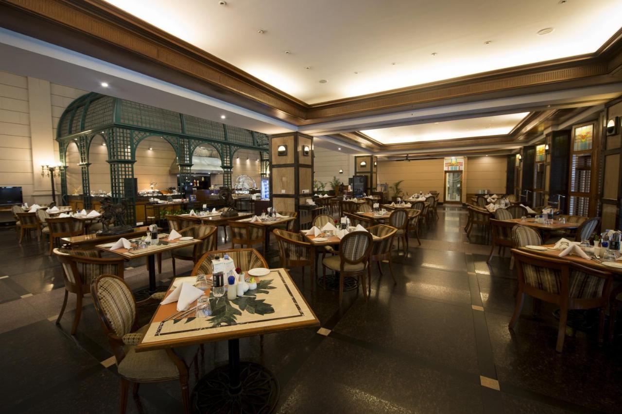 Le Meridien Bangalore Eksteriør bilde