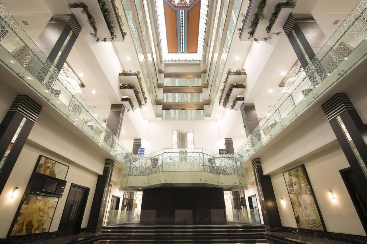 Le Meridien Bangalore Eksteriør bilde