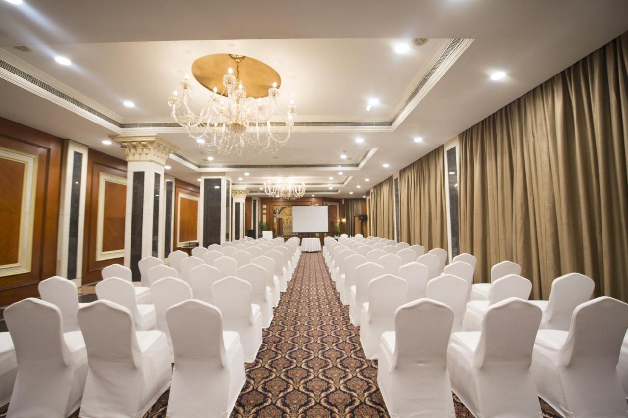Le Meridien Bangalore Eksteriør bilde